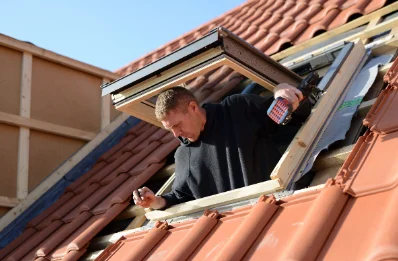 Pose de fenêtres de toit Velux à Lassy
